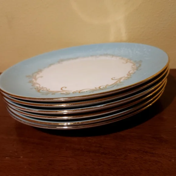 Vintage Lifetime Wedding China Co. Semi-Vitreous Gold Turquoise Crown Set